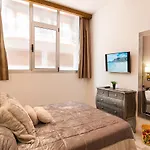 La Barca M&B II studio close to Las Canteras